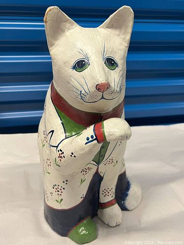 Lot #560 (1 of 7)