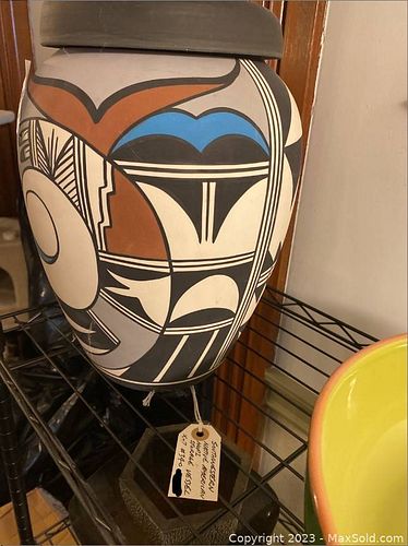 Lot #352 (1 of 4)