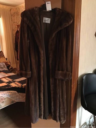 Lot #500 (1 of 8)