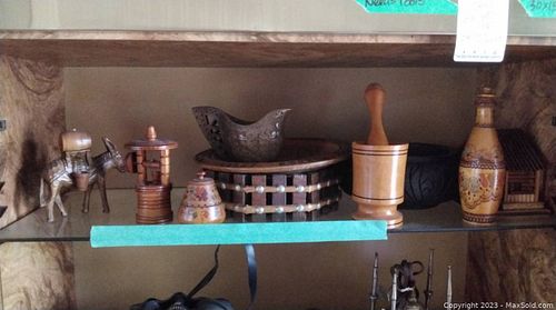 Lot #551 (1 of 6)