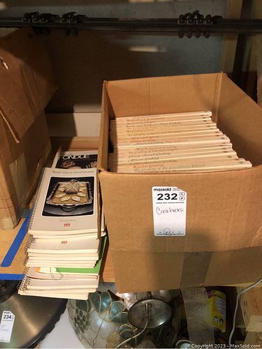 Lot #232 (1 of 14)