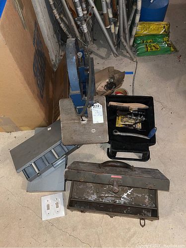 Lot #222 (1 of 10)