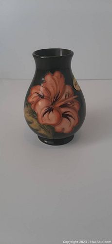 Lot #33 (1 of 9)