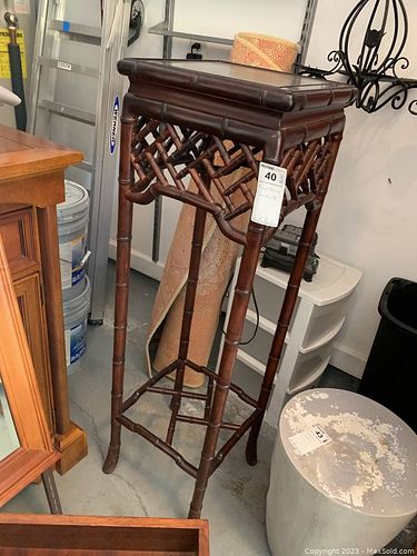 Lot #40 (1 of 12)