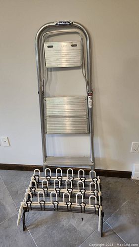 Lot #435 (1 of 10)