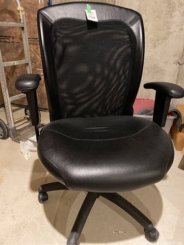 Lot #194 (1 of 4)