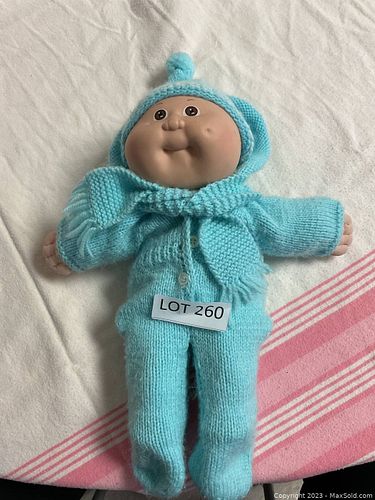 Lot #260 (1 of 4)