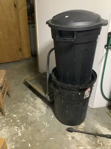 Lot #210 (1 of 6)