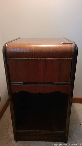 Lot #134 (1 of 10)