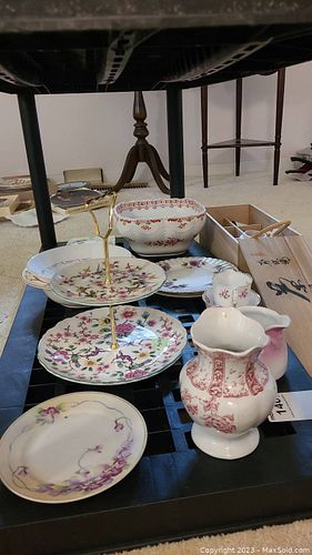 Lot #146 (1 of 17)