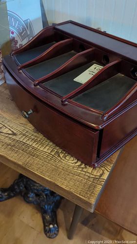 Lot #120 (1 of 7)