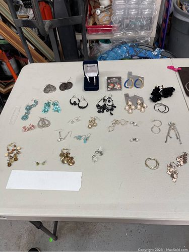 Lot #21 (1 of 5)