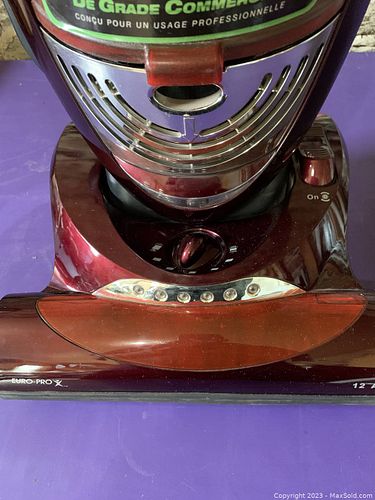Lot #40 (1 of 10)