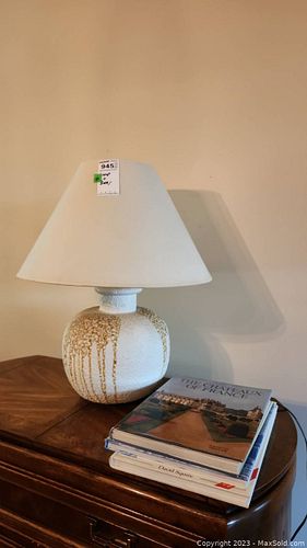 Lot #945 (1 of 8)