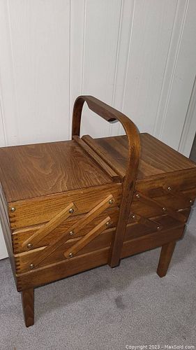 Lot #41 (1 of 11)