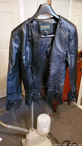 Lot #449 (1 of 9)