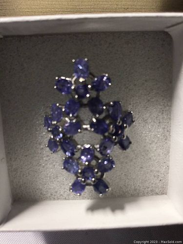Lot #21 (1 of 4)
