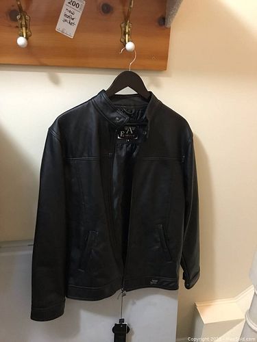Lot #200 (1 of 3)