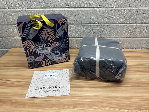 Lot #47 (1 of 6)