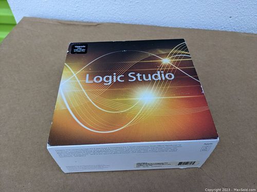 Lot #25 (1 of 4)
