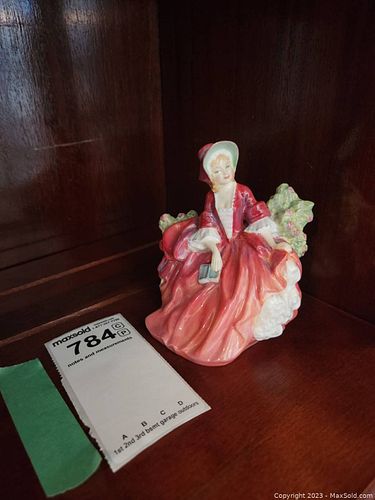 Lot #784 (1 of 8)