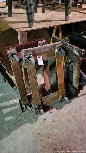 Lot #831 (1 of 9)