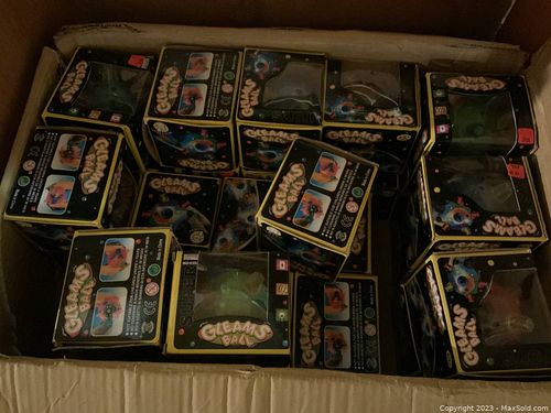 Lot #699 (1 of 6)