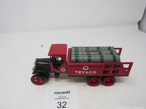 Lot #32 (1 of 11)