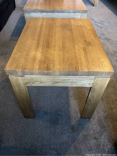 Lot #555 (1 of 8)
