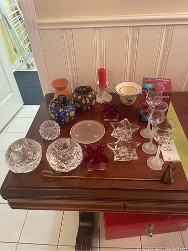 Lot #565 (1 of 13)