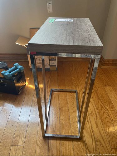 Lot #597 (1 of 7)