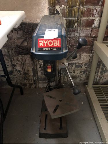 Lot #658 (1 of 9)
