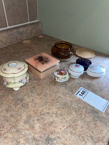 Lot #140 (1 of 16)