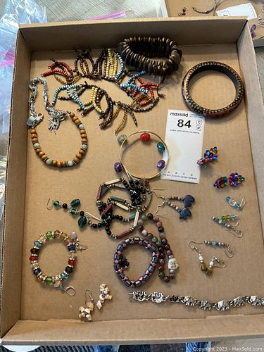 Lot #84 (1 of 1)