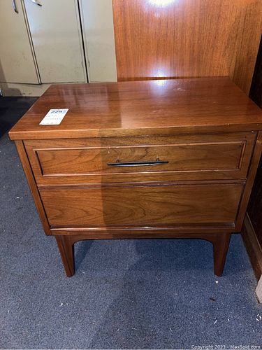 Lot #225 (1 of 4)