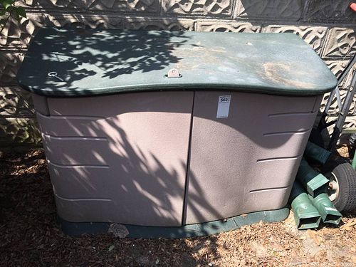Lot #563 (1 of 3)