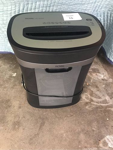 Lot #15 (1 of 4)