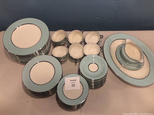 Lot #55 (1 of 8)