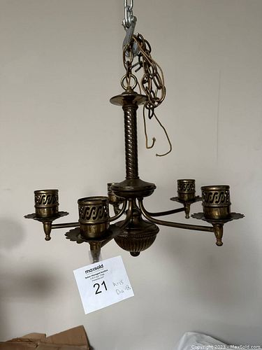 Lot #21 (1 of 4)