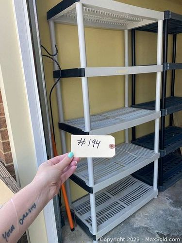 Lot #194 (1 of 1)