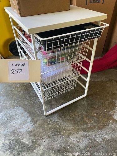 Lot #252 (1 of 2)