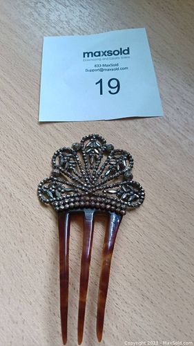 Lot #19 (1 of 4)