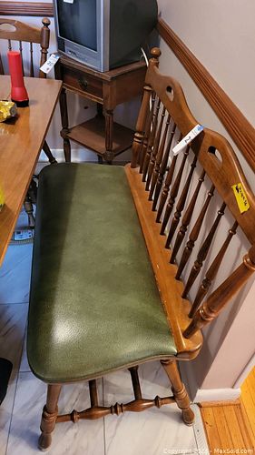 Lot #210 (1 of 8)