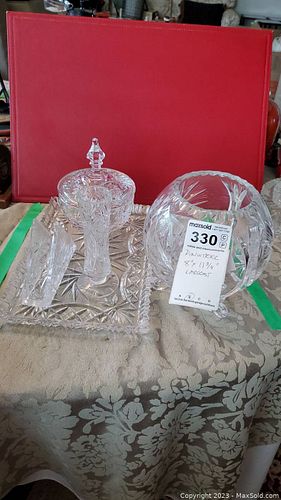 Lot #330 (1 of 8)