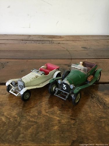 Lot #53 (1 of 4)