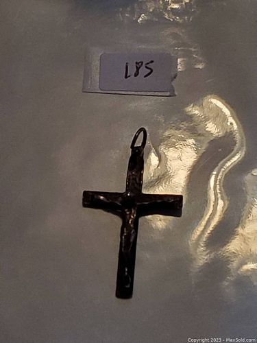 Lot #185 (1 of 4)
