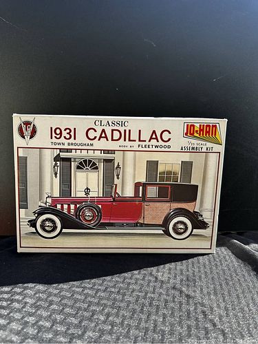 Lot #121 (1 of 7)