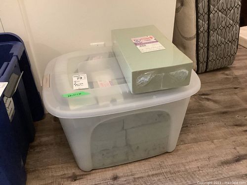 Lot #79 (1 of 9)