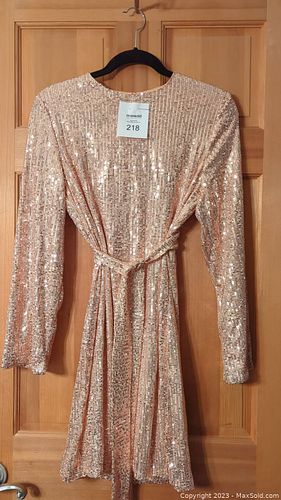 Lot #218 (1 of 8)