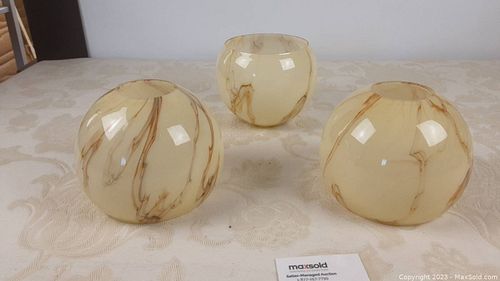 Lot #378 (1 of 8)